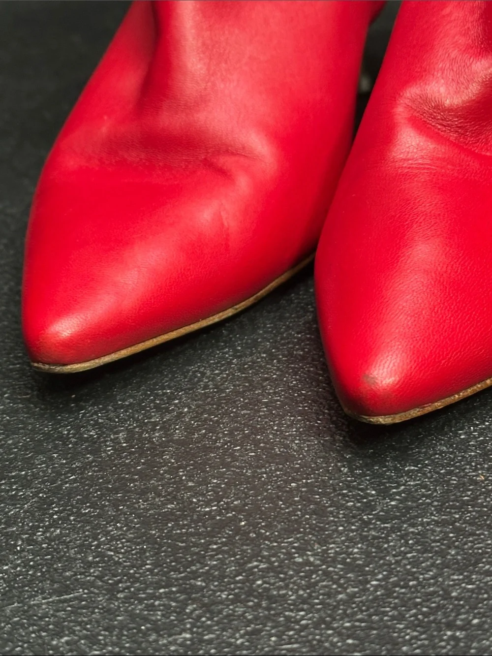AGL Attilio Giusti Leombruni red leather ankle boots 38.5